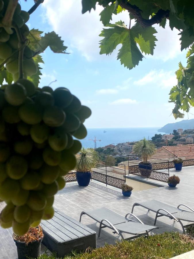 Les Suites Love 3 Spa Vue Mer Piscine Marseille Luaran gambar