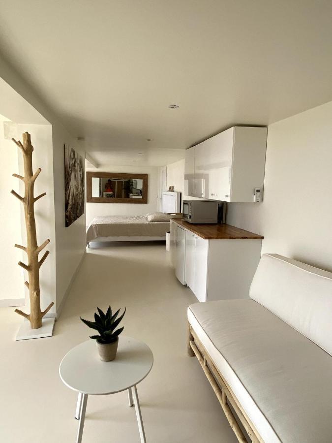 Les Suites Love 3 Spa Vue Mer Piscine Marseille Luaran gambar