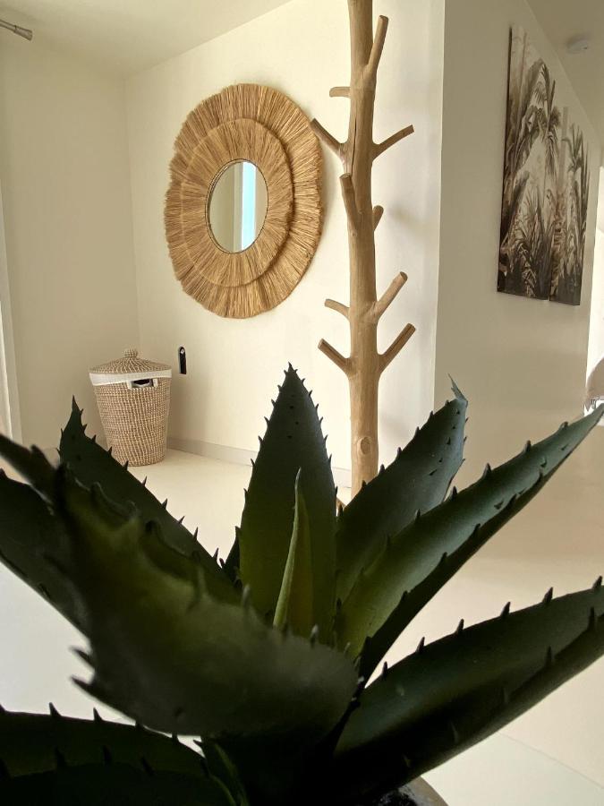 Les Suites Love 3 Spa Vue Mer Piscine Marseille Luaran gambar